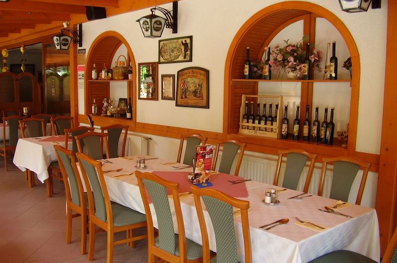 Restaurants in Siofok - Sándor